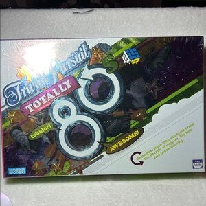 Trivial Pursuit Totally 80s Board game adults